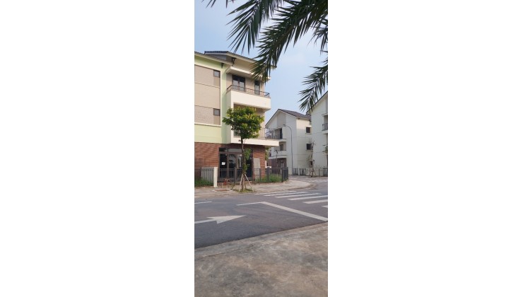 Căn Shophouse góc view sông sen, DT 130,5 m2, trục thông cực đẹp, giá ổn